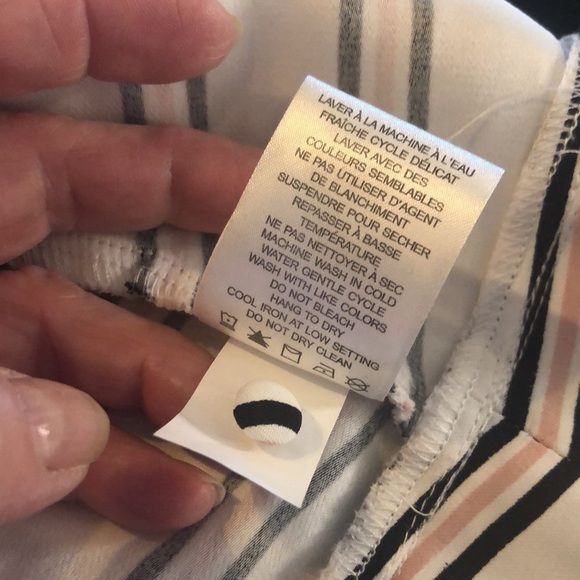 Belle Vere Sleeveless Double Layer A- Line Round Neck Top Size Medium - Picture 11 of 11